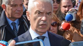 "Атака" настоява да признаем референдума за Крим