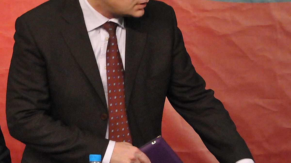 Курумбашев: Спираме Карадере, ако екооценката е отрицателна