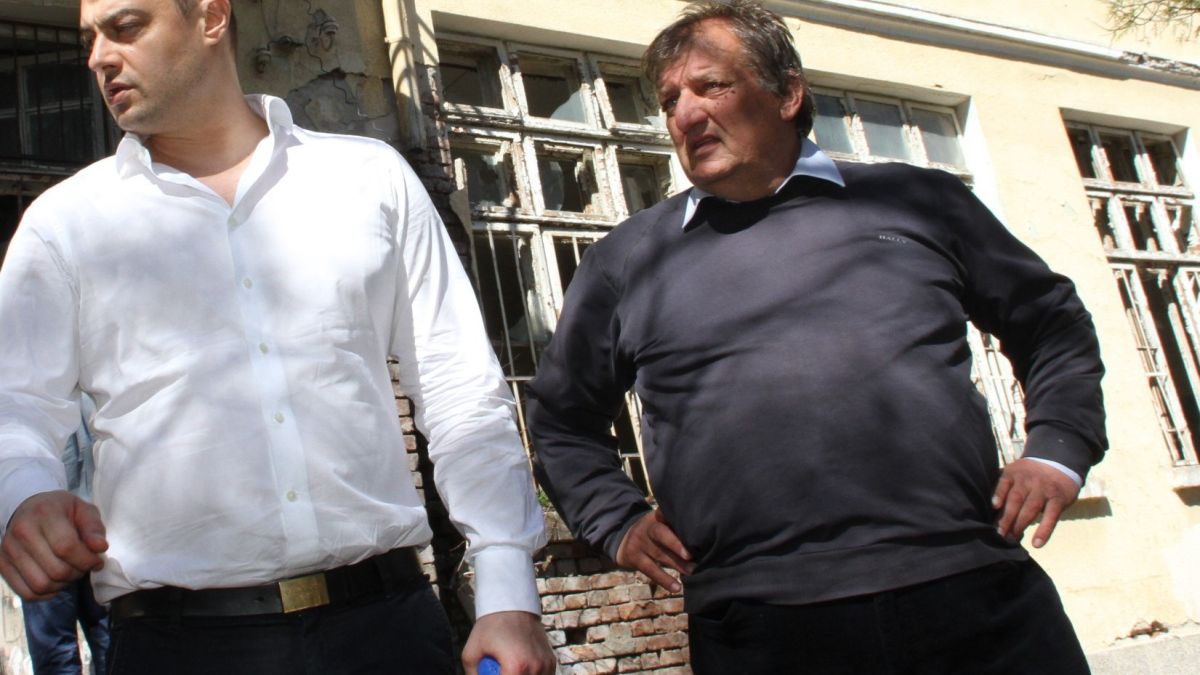 Бареков лично подкрепи Петър Теофилов за кмет на Богданов дол