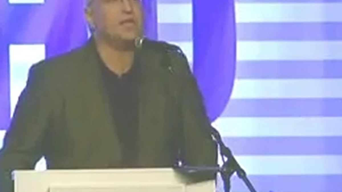 Човекът след Кунева в РБ: Тя е червена кукувица - краде десни гласове и ги носи на БСП!