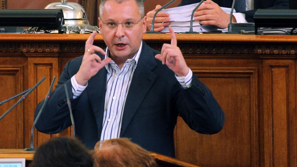 БСП пуска жалба срещу Плевнелиев в Конституционния съд 