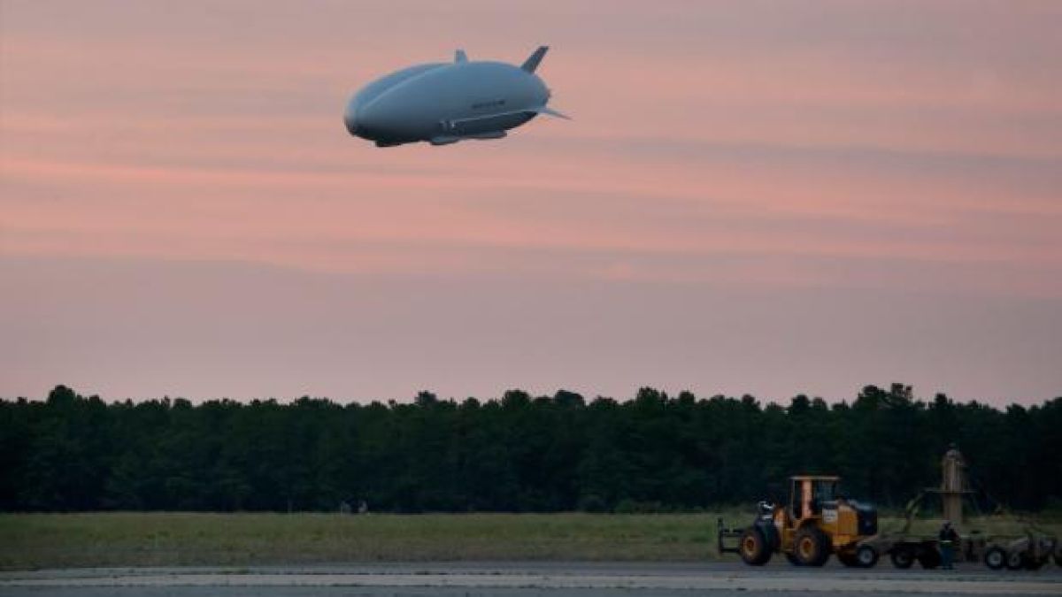 Летящо чудовище HAV 304 Airlander