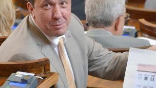 Куюмджиев: Нападките срещу „Южен поток“ са политически удар на двама членове на ЕНП