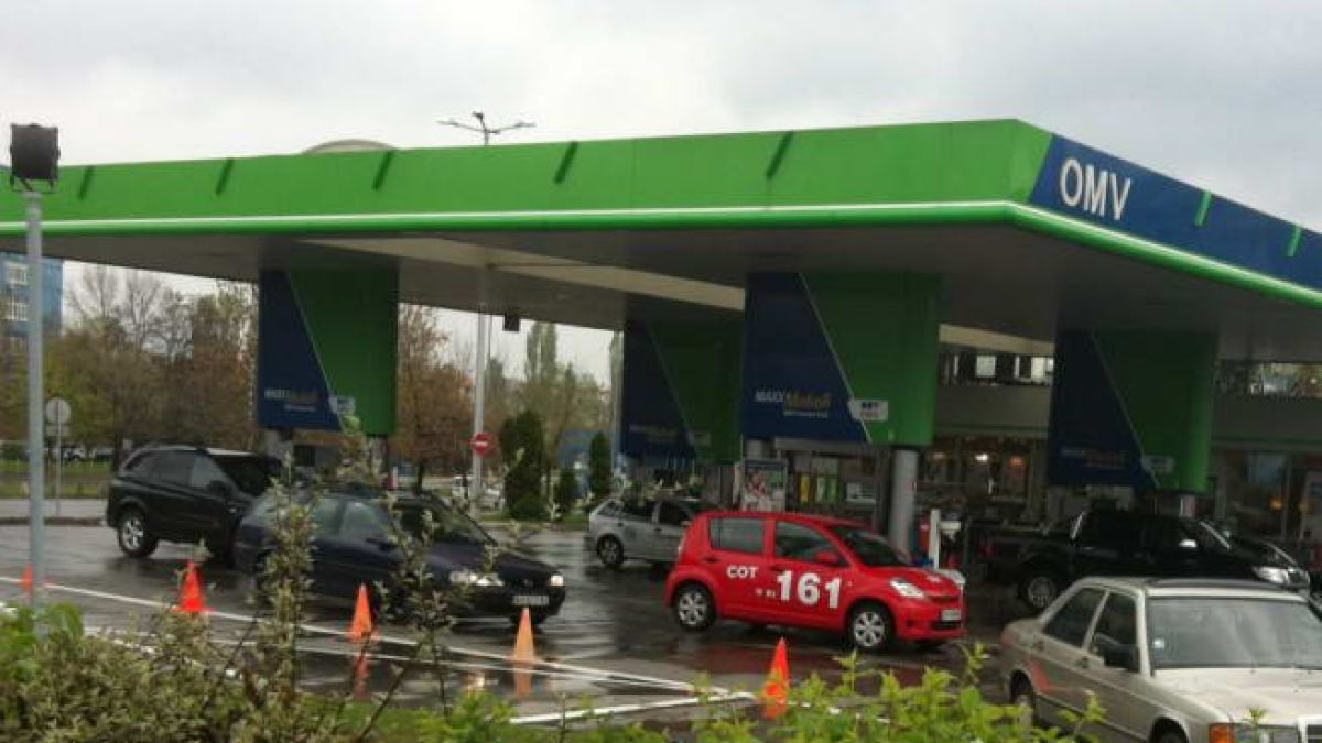 Шофьор плати 200 лв. сметка в OMV, пред тоалетната го чакаше неприятна изненада 