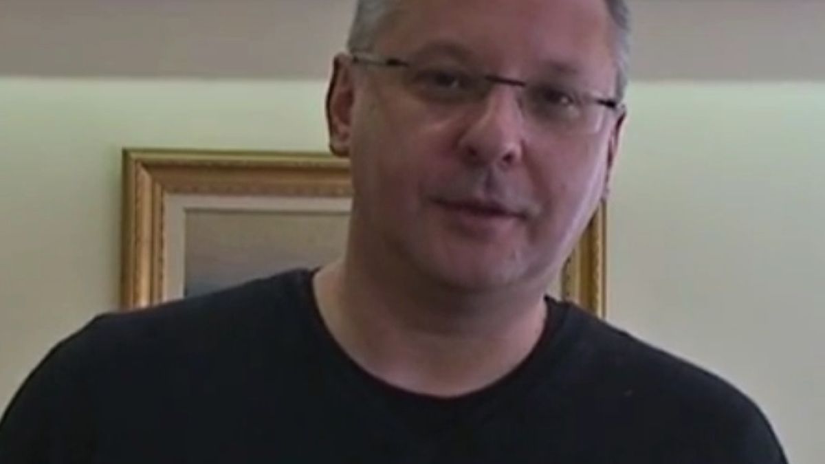 Станишев поздрави ГЕРБ за 1 април (ВИДЕО)