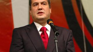 Слави Бинев: Един от колегите ми гласува за спиране на парите ни от Европа