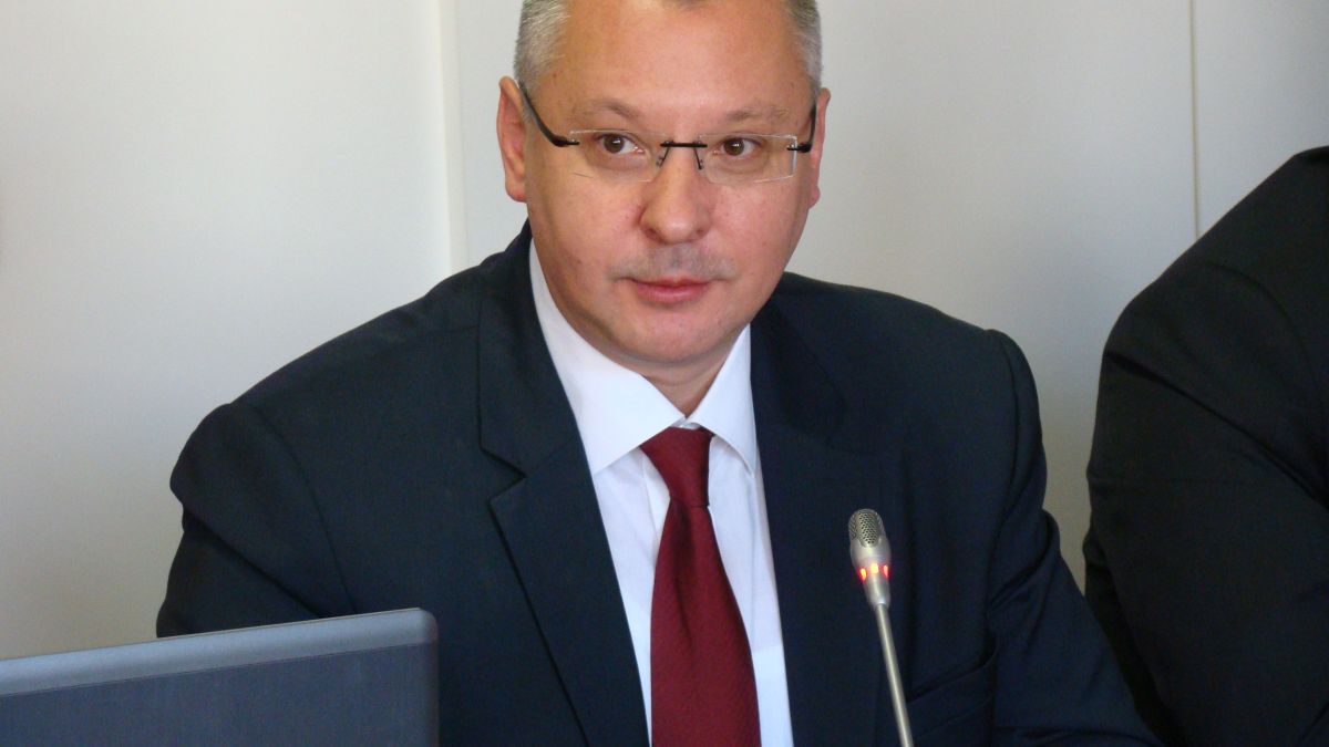 Станишев: Имаме шанс да сменим баланса на силите в Европа
