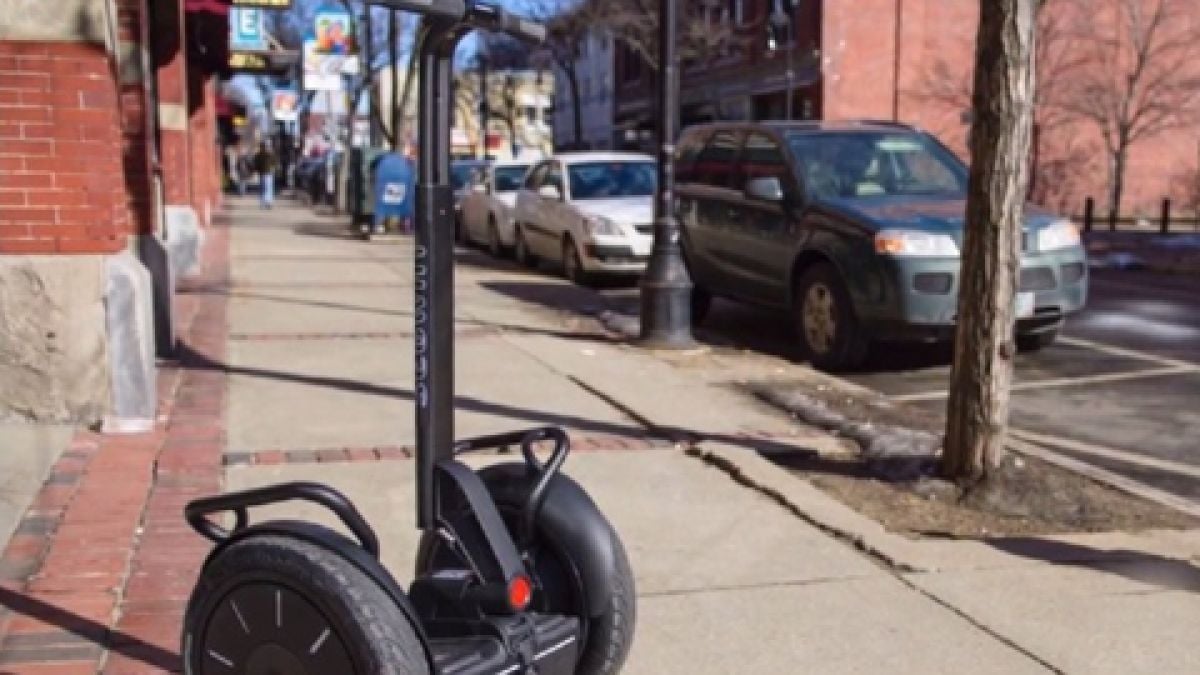 Новия Segway с поставка за iPad (ВИДЕО)