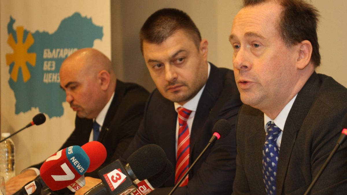 Европейските консерватори поканиха в групата си „България без цензура”