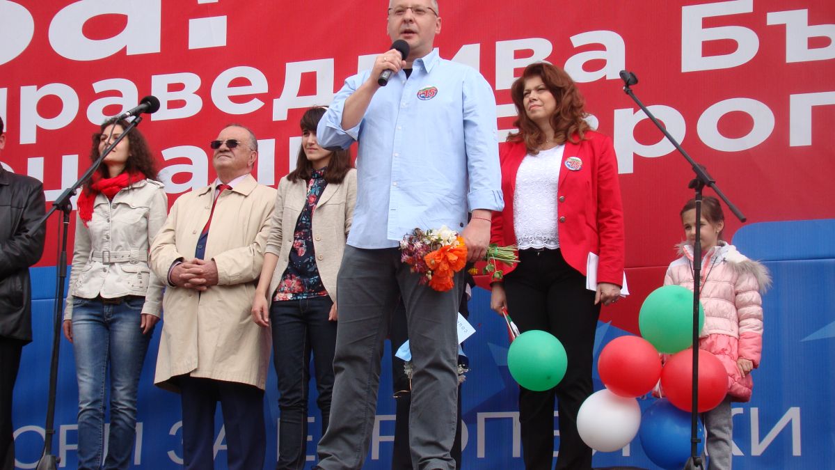 Ето я първомайската реч на Станишев (ПЪЛЕН ТЕКСТ)