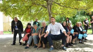 Николай Бареков: Държавата си отива - бедността я убива
