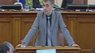 Кирил Добрев: Няма да се извиня на хората, които са се разпознали като помияри 