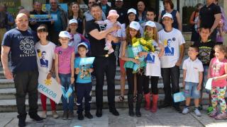 Абитуриентка покани Бареков за кавалер на бала