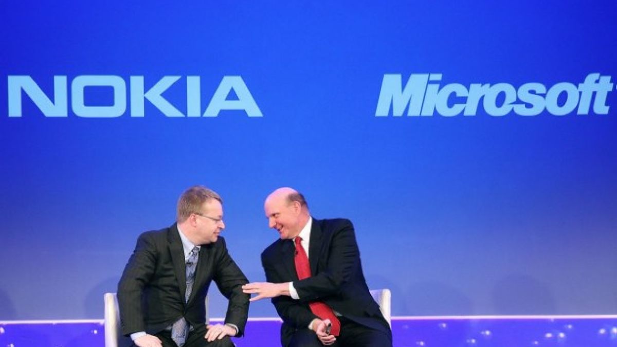 "Майкрософт"  направил тайна книга за служителите на Nokia преди придобиването на компанията