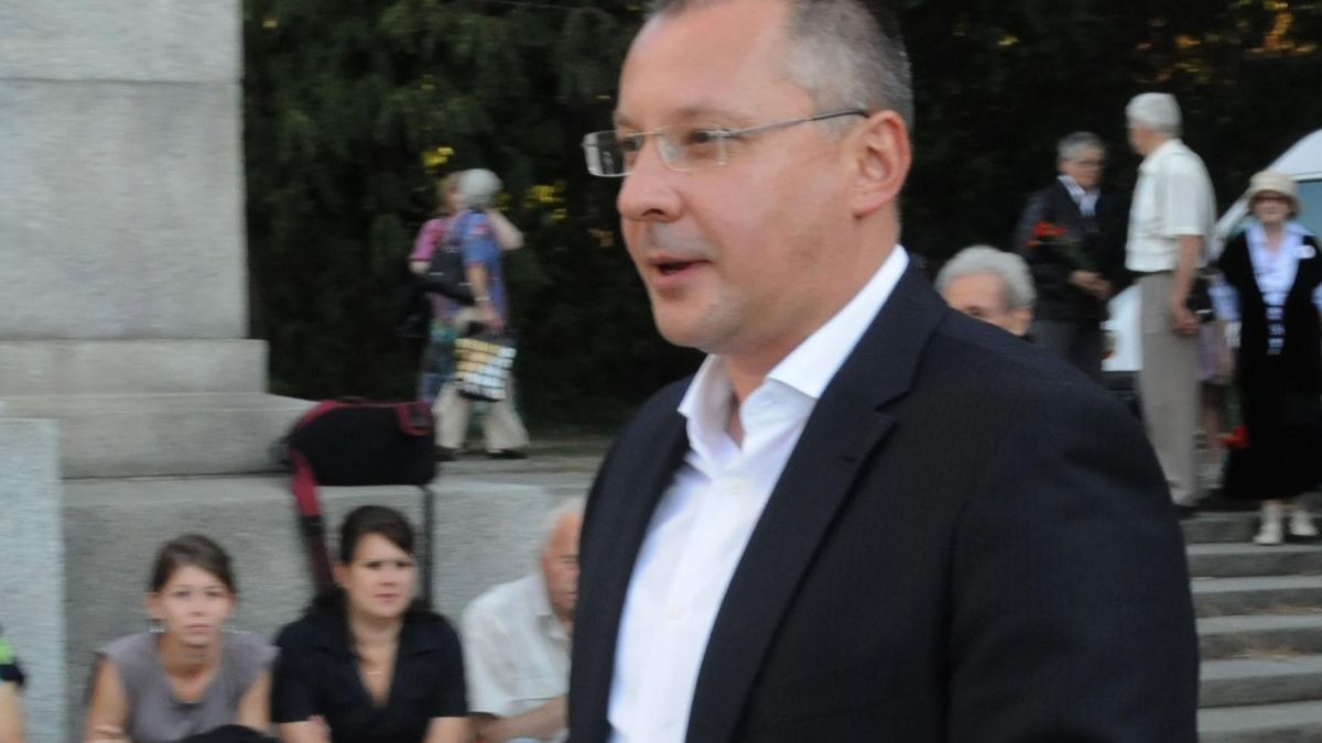 Станишев: Никола Гюзелев остави своя диря в българската и световната музикална култура