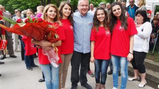 Хиляди посрещнаха Станишев на Шуменското плато