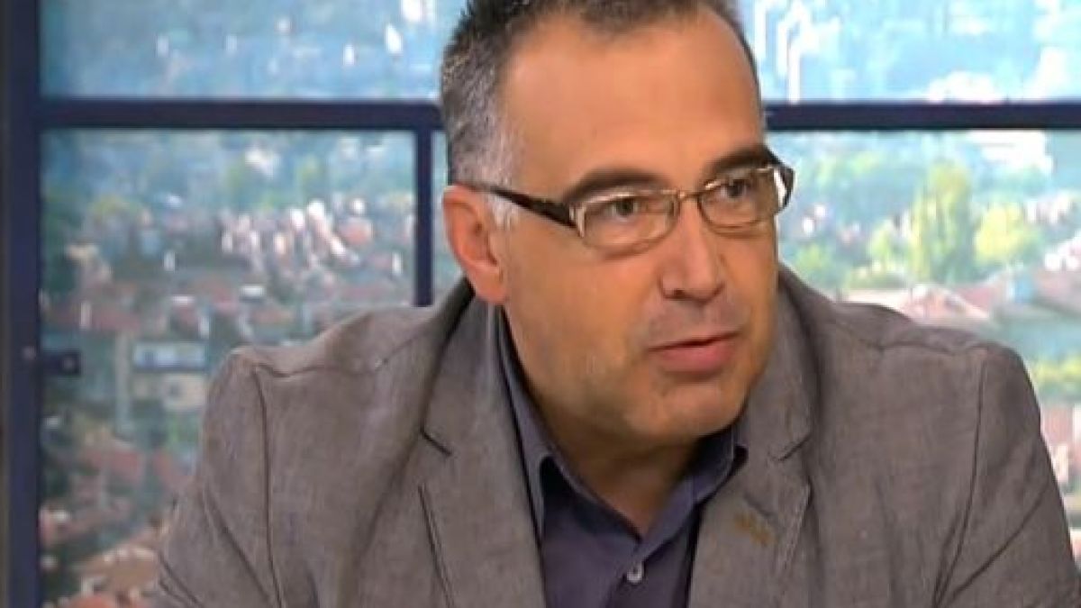 Кутев затапи Цачева: Вие работите в полза на милионерите