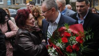 Станишев: Гласуването е като договор - една партия поема ангажименти, а хората правят избора