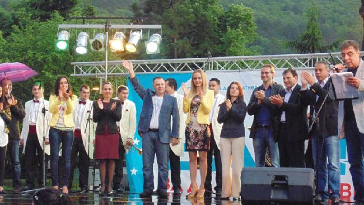 БАСТА закри предизборната си кампания с концерт във Враца (СНИМКИ)