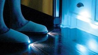 Пантофи с LED фарове