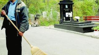 Череши и жито на гроба на Георги Илиев