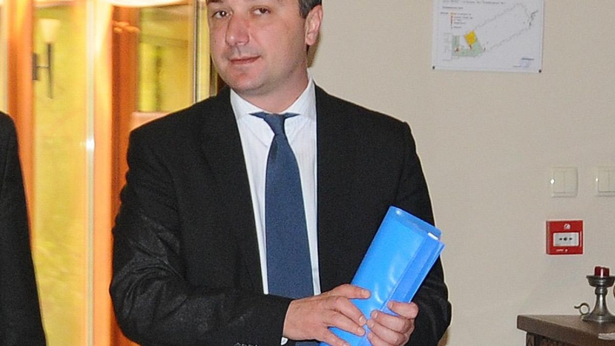Стойнев: "Южен поток" изглежда по-скоро необратим като европейски проект
