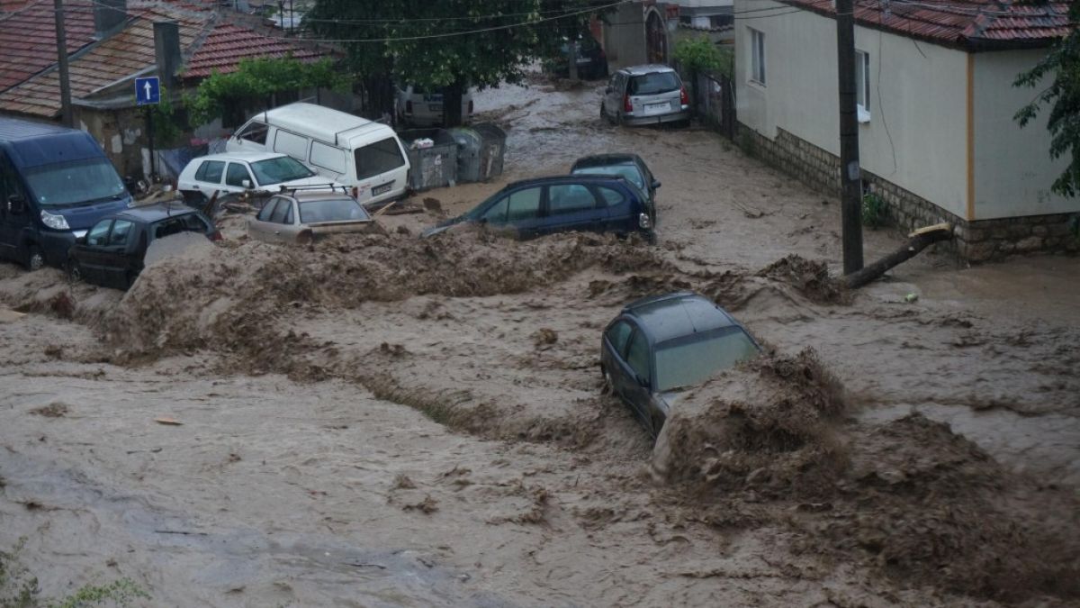 12 милиона литра вода залели "Аспарухово"