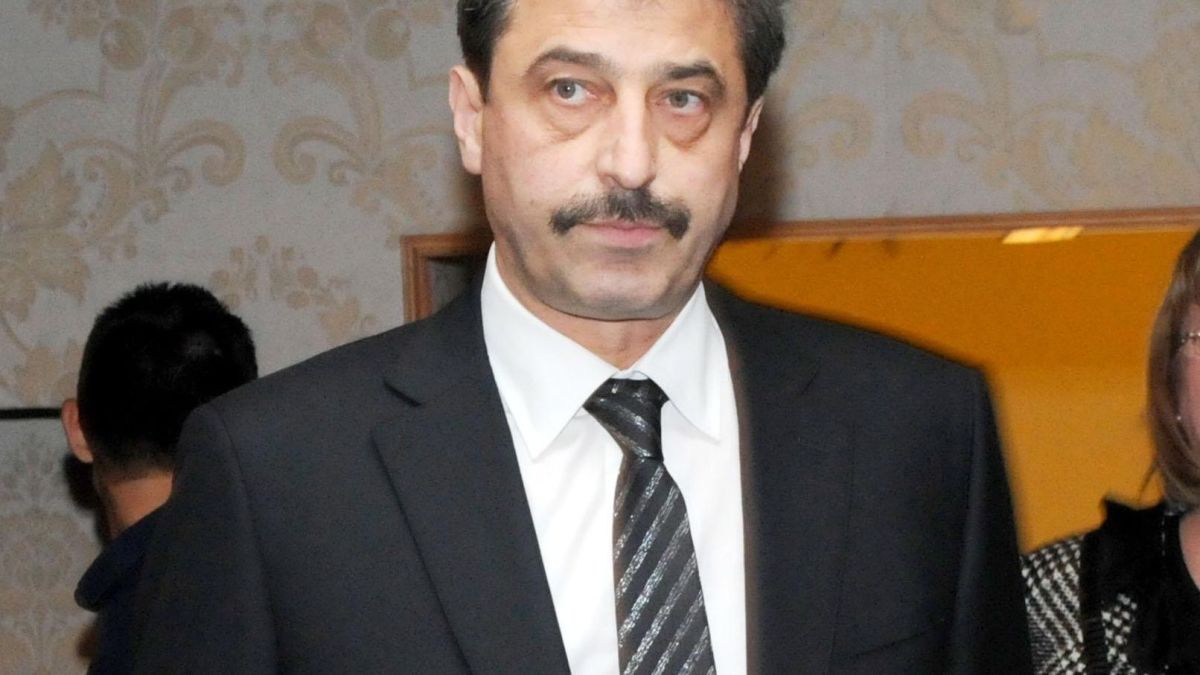 Отнемат лиценза на КТБ, Цветан Василев изтеглил над 205 млн. лева