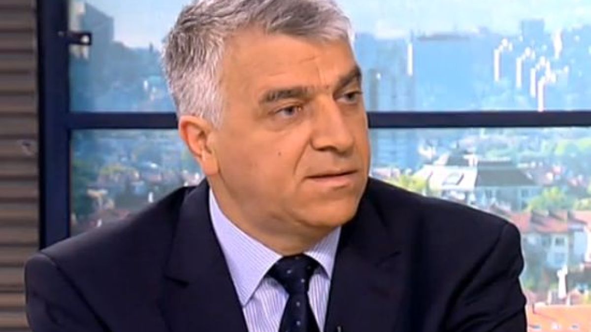 Румен Гечев: Иван Искров поиска "банкова ваканция"