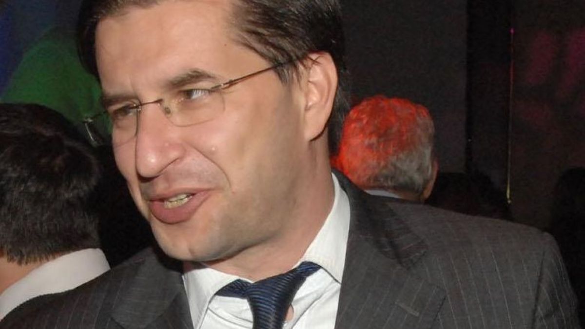Борислав Цеков попиля депутат на Промяната заради скандален гаф 