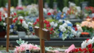 Само в БЛИЦ: Затвориха за мъртъвци гробищата във Варна!