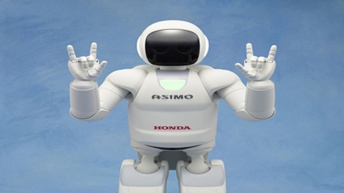 Новият ASIMO скача на 1 крак в Москва