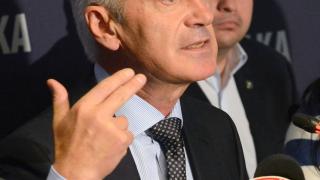 Сидеров: Цацаров да се сезира срещу кметовете Николов и Портних 