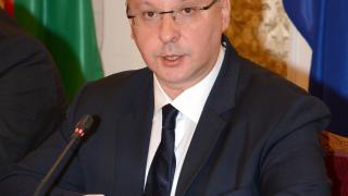 Станишев покрепи еврокомисаря за сближаването в ЕС с бюджет 350 милиарда евро