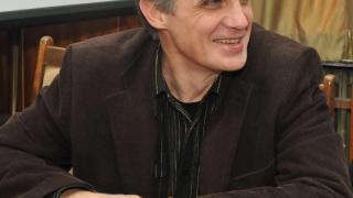 Александър Каракачанов: Данъчната система е за смяна, сегашната помага на богатите