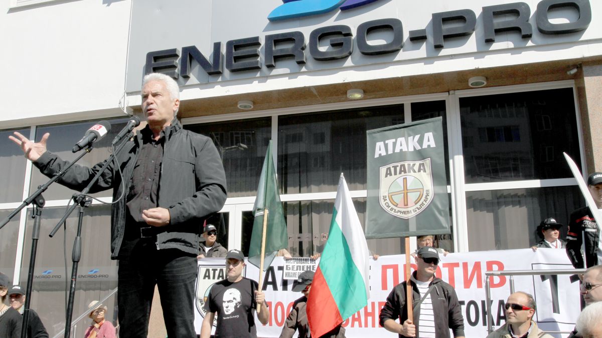 Сидеров поведе протеста във Варна срещу поскъпването на тока