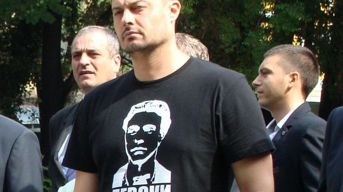 Клетки на ББЦ напуснаха с грандиозен скандал - сестрата на Бареков била сив кардинал!
