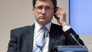 Александър Новак: Всички големи руски петролни компании се съгласиха да съкратят добива 