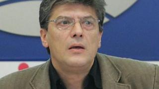 Доц. Гълъбов обясни защо Радев се готви за нови избори напролет