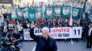 Волен поведе над 5000 на протест срещу поскъпването на тока