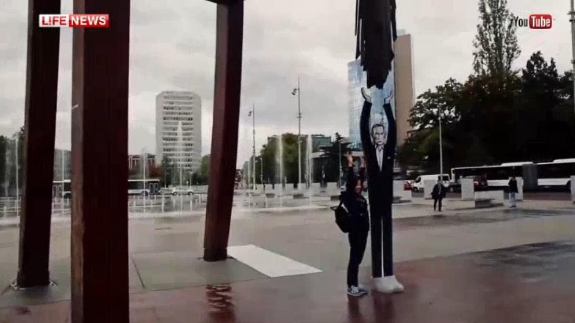 Фигура на Путин миротвореца вградена в легендарен паметник в Женева