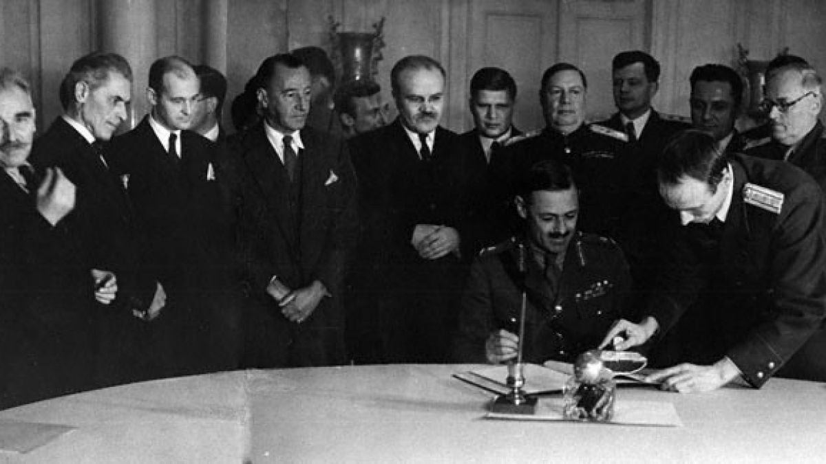 28 октомври: Преди 70 г. България подписва Московското примирие