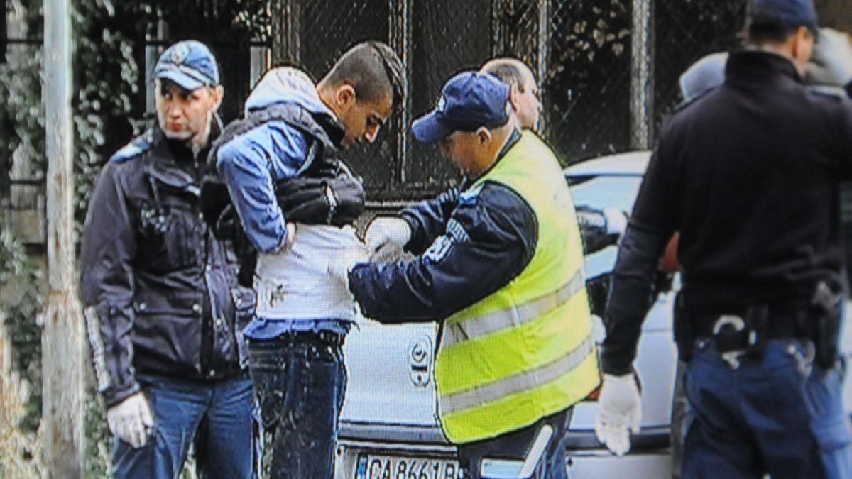 Задържаха 33-ма нелегални имигранти до "Виетнамските общежития" в София
