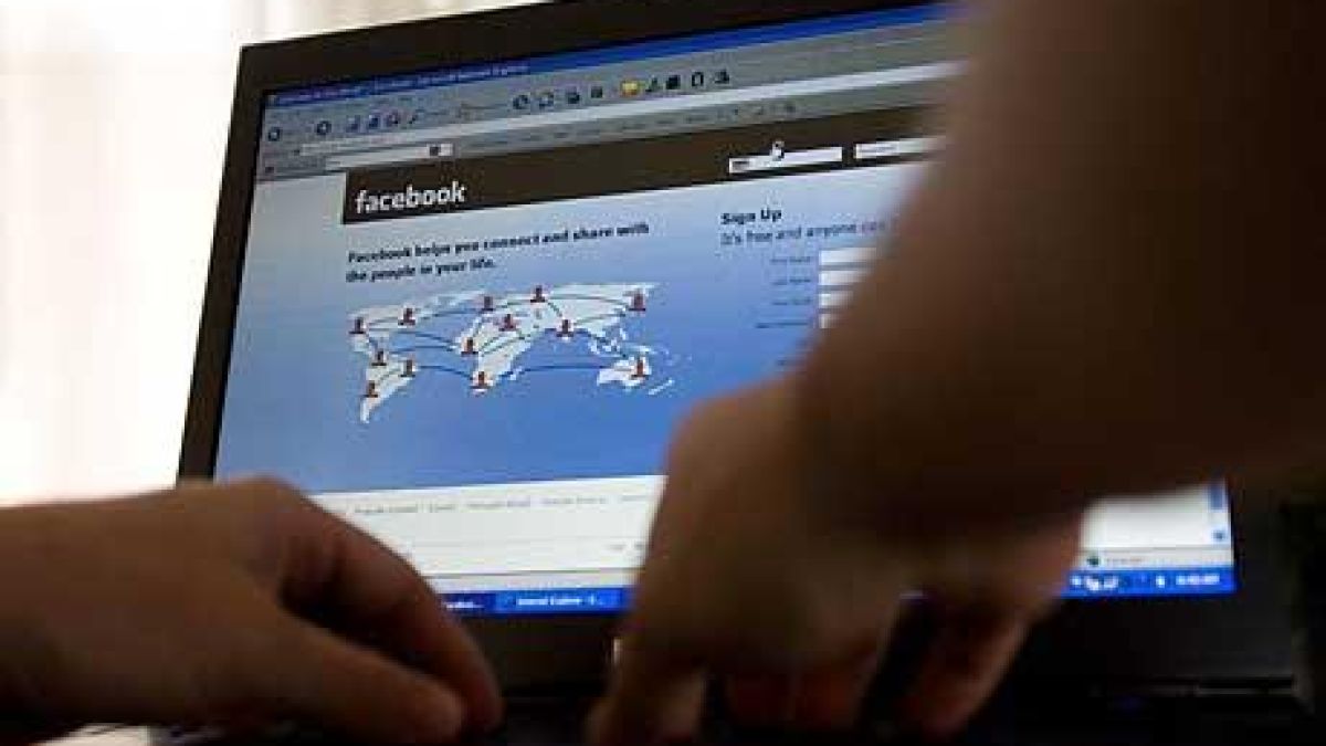 Новите условия на Facebook предизвикаха паника