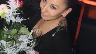 Извратена брадърка реши да покаже с кого мачка чаршафите