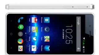 Руски смартфон с два екрана