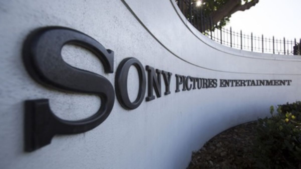 Sony заплаши Twitter със съд 