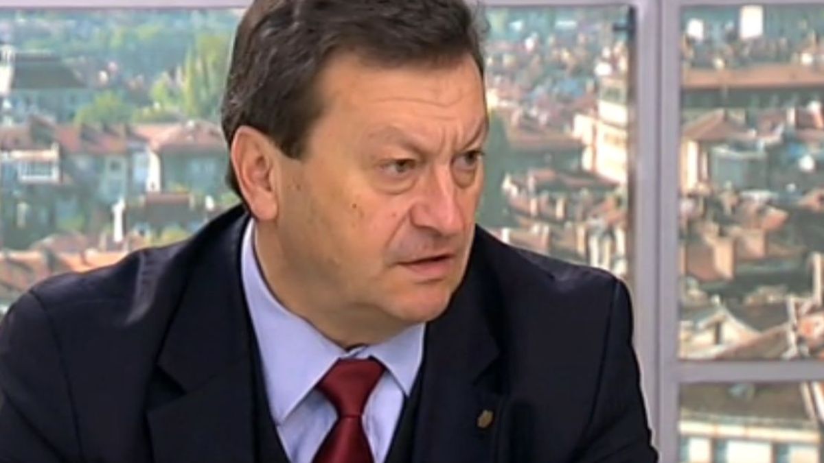 Таско Ерменков обясни на любопитната Ани Цолова дали има масонска връзка между Цацаров, Дончев и "другаря" Гергов