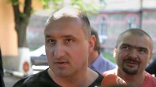 Изчезналият брат Галев вдига палат на къдравата си любовница (СНИМКА)