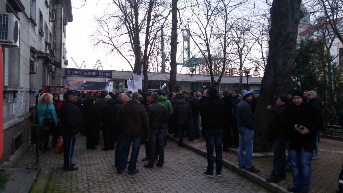 Уволненият шеф на пристанище Варна пред БЛИЦ TV: Натискаха ме да лобирам за определени фирми! (ВИДЕО)